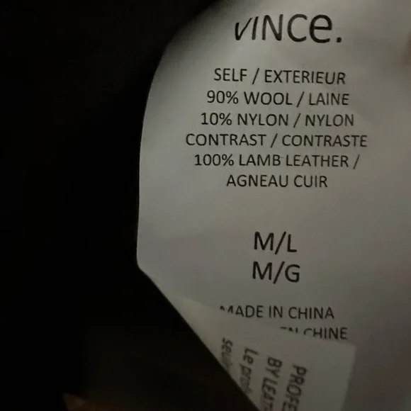 Vince Cape/Poncho - Picture 3 of 6